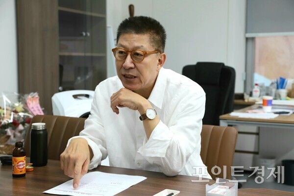 오는 6.3 지방선거에서 3선에 도전하는 국민의힘 박형준 부산시장 후보가 최근 진행한 본지와의 인터뷰를 통해 선거에 임하는 각오와 부산 미래 완성의 비전을 밝히고 있다. (사진=윤선영) ⓒ포인트경제