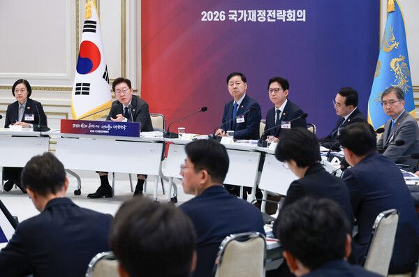 이재명 대통령이 13일 청와대에서 열린 2026년 국가재정전략회의에서 발언을 하고 있다. /뉴시스