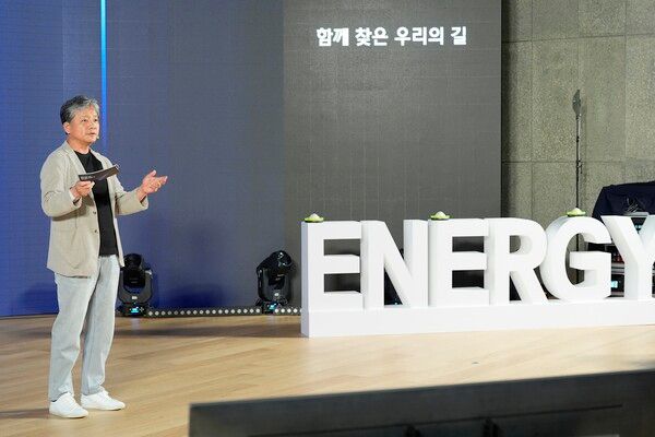 현대엔지니어링 주우정 대표이사가 서울 종로구 계동 본사에서 열린 가치체계 선포식에서 임직원들에게 새로운 가치체계에 관해&nbsp;설명하고 있다. /현대엔지니어링