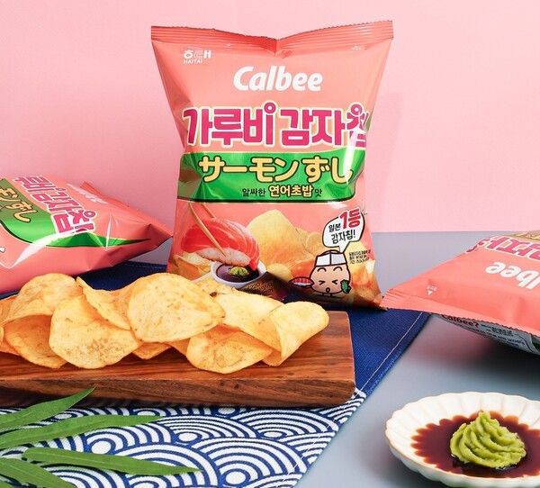 해태제과가 새롭게 선보인 '가루비 감자칩 연어초밥맛' 제품 이미지 /해태제과