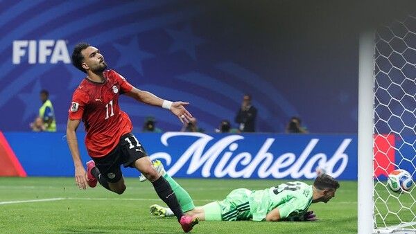 모스타파 지코가 후반 추가골을 터뜨리며 기뻐하고 있다/FIFA 홈페이지 갈무리(포인트경제)
