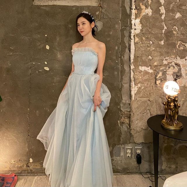 드레스 입고 디즈니 공주 비주얼 뽐낸 '재벌집 막내아들' 배우 박지현. 사진=박지현 인스타그램