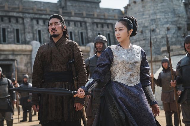 ‘아라문의 검’ 11회. 사진=tvN