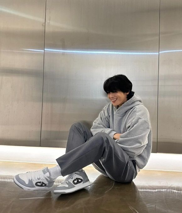 '오늘도 사랑스럽개' 차은우가 훈훈한 근황을 전했다. /사진=아스트로 멤버 겸 배우 차은우