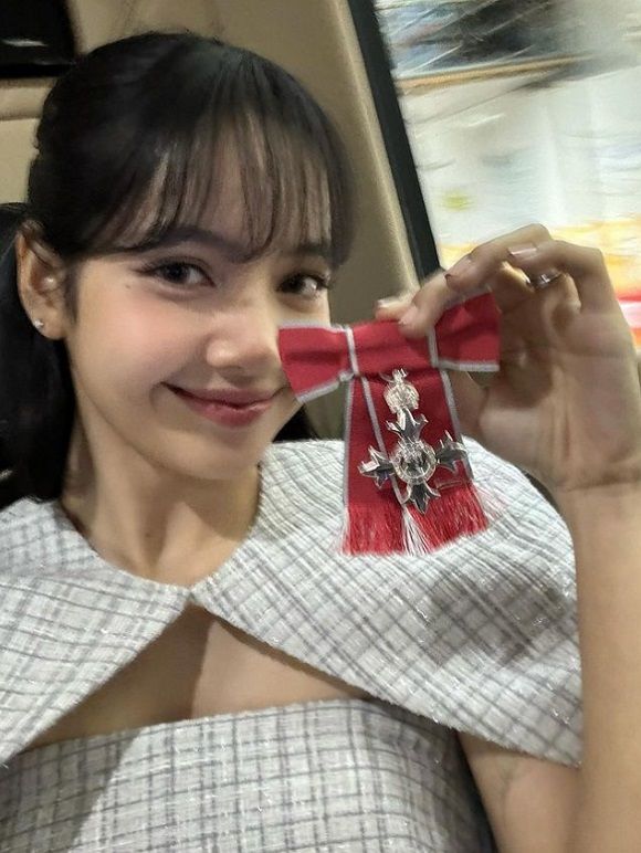 사진=블랙핑크 리사