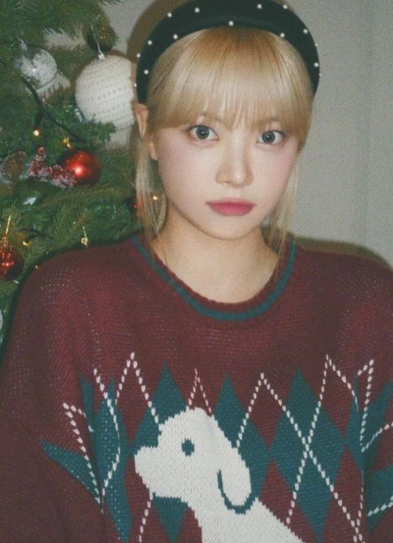 사진=르세라핌 홍은채