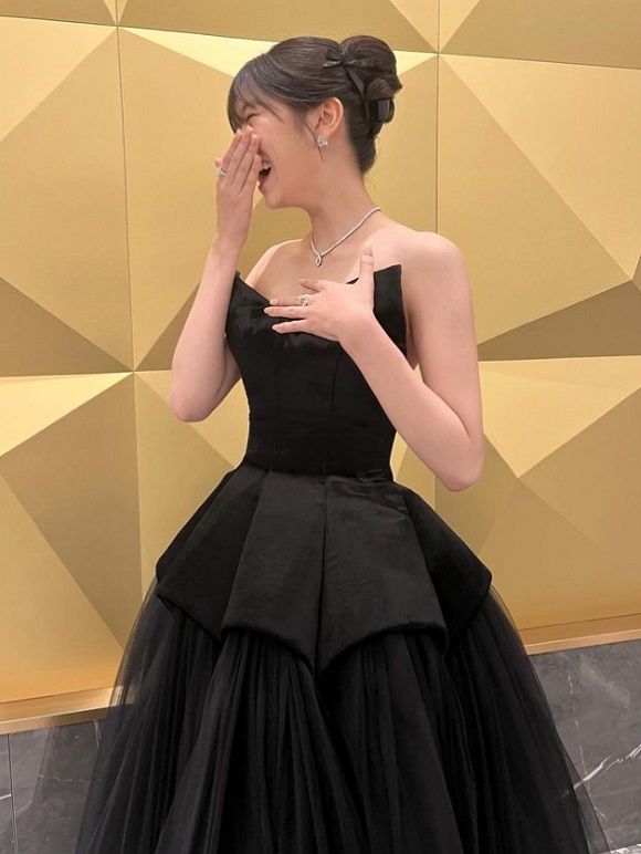 사진=아이브 안유진