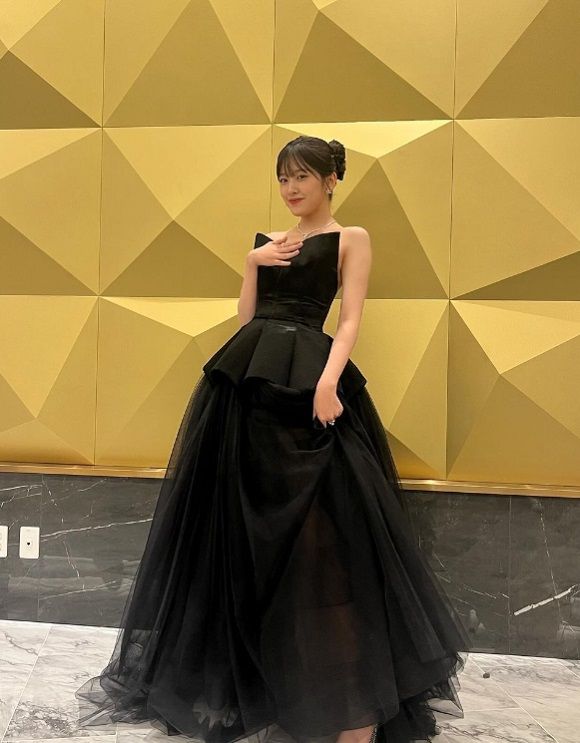 사진=아이브 안유진