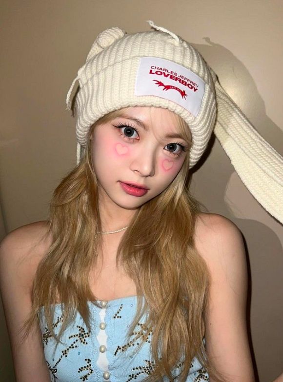 사진=르세라핌 홍은채