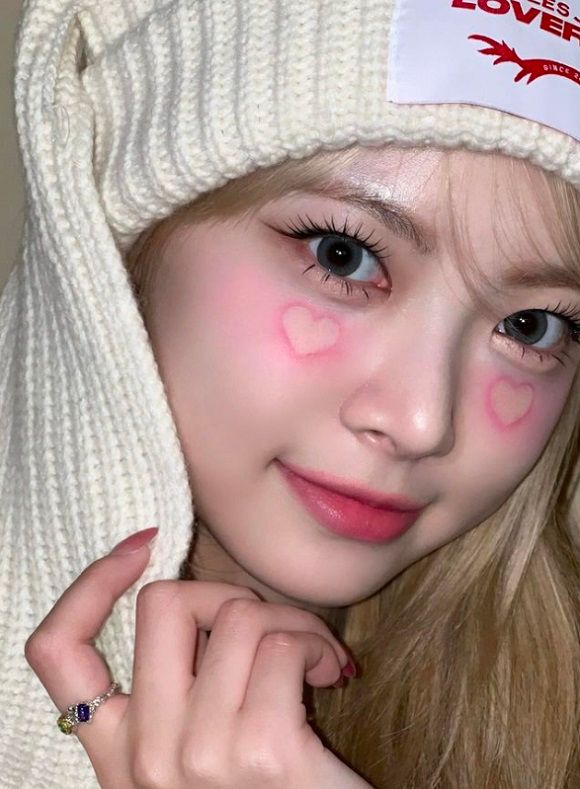 사진=르세라핌 홍은채