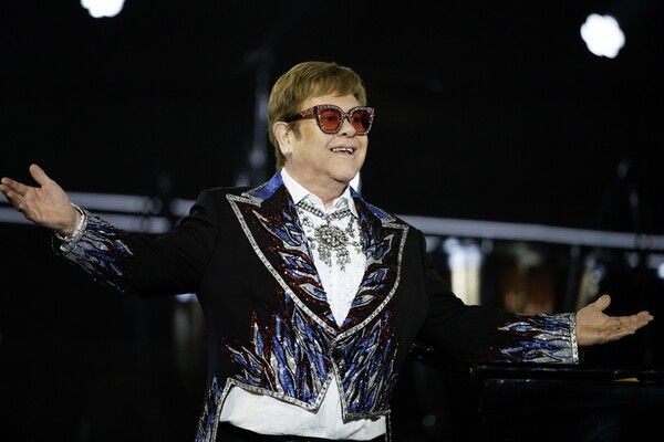 '엘튼 존 라이브 페어웰 프롬 다저 스타디움'. 사진=디즈니+