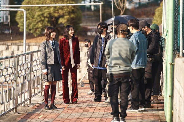 '길복순' 비하인드 스틸. 사진=넷플릭스