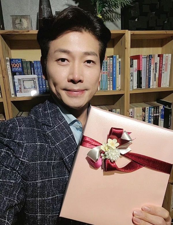 사진=가수 김용필