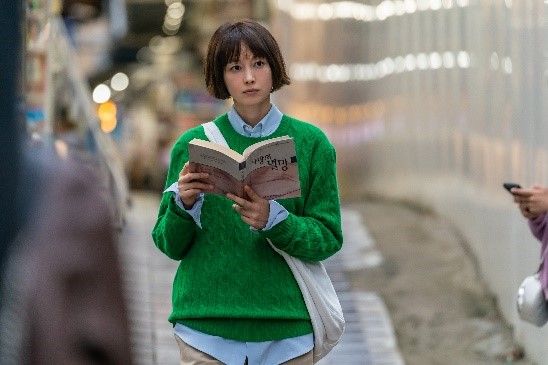 '박하경 여행기' 이나영 스틸. 사진=웨이브