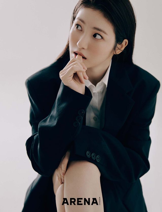 배우 신예은 화보. 사진=아레나 옴므 플러스