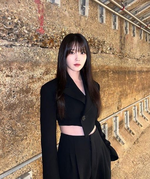 사진=가수 겸 배우 아이유