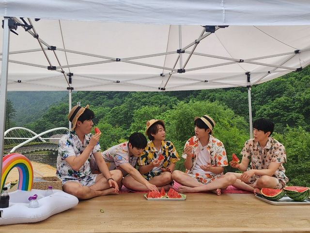 ‘장미꽃 필 무렵’ 출연진. 사진=크레아 스튜디오