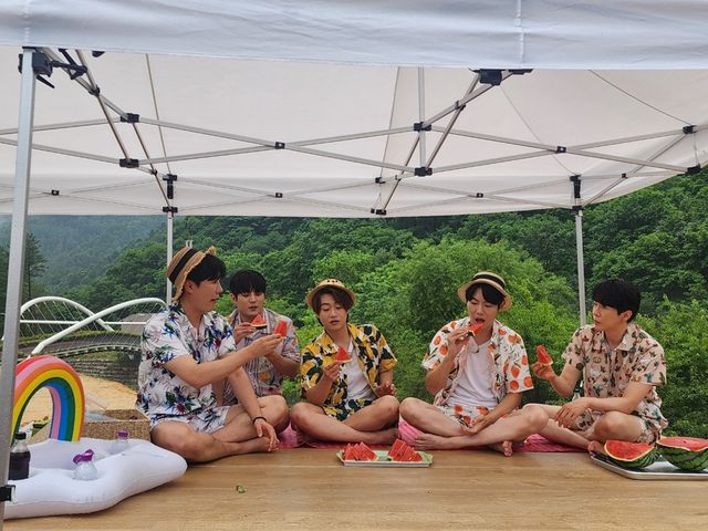 ‘장미꽃 필 무렵’ 출연진. 사진=크레아 스튜디오