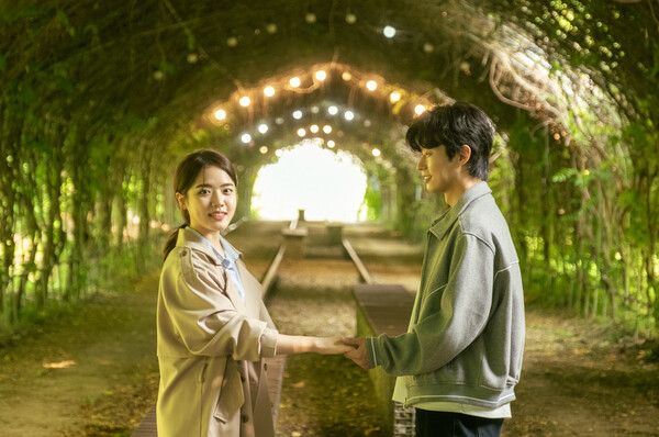 '옆에서 숨만 쉬어도 좋아'. 사진=명필름