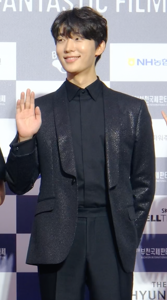 스크린 데뷔작 '독친'으로 '부천국제판타스틱영화제'에 참석한 배우 윤준원. 사진=엘줄라이엔터테인먼트