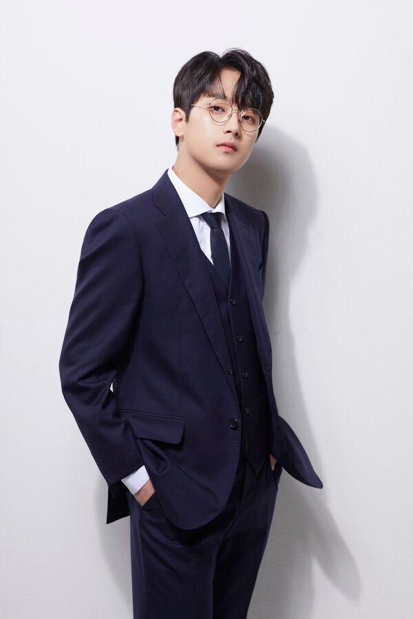 가수 이찬원. 사진=초록뱀이앤엠