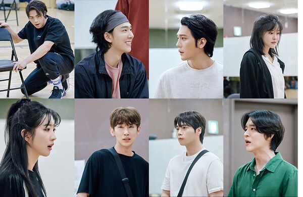 뮤지컬 '타오르는 어둠 속에서' 연습 사진 (좌) 박정원 양희준 노윤 한재아 주다온정재환 홍승안 윤재호. 사진=뉴프로덕션