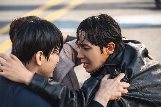 ‘7인의 탈출’ 3회 스틸. 사진=초록뱀미디어·스튜디오S