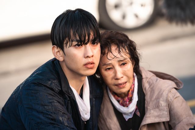 ‘7인의 탈출’ 3회 스틸. 사진=초록뱀미디어·스튜디오S