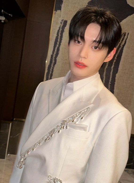 사진=그룹 제로베이스원(ZEROBASEONE)