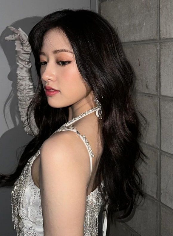 사진=아이브 안유진