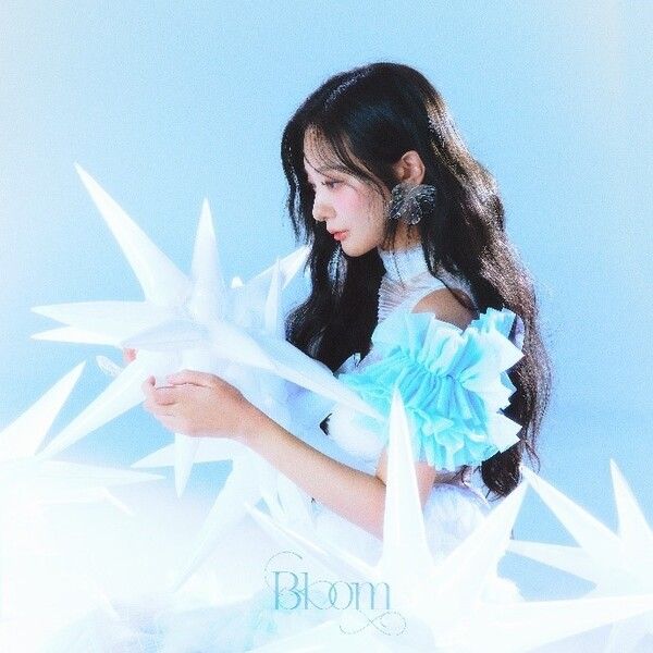 볼빨간사춘기, 신보 _Bloom_ 이미지. 사진=쇼파르 뮤직