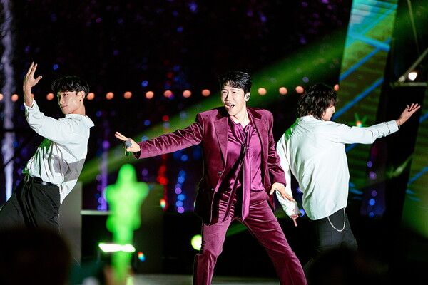 에녹 무대 가창 스케치 사진_사진=EMK엔터테인먼트