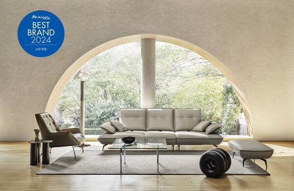 사진=2024 메종 베스트브랜드로 선정된 자코모의 '클라라 소파'