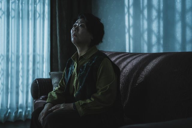 '조명가게'. 사진=디즈니+