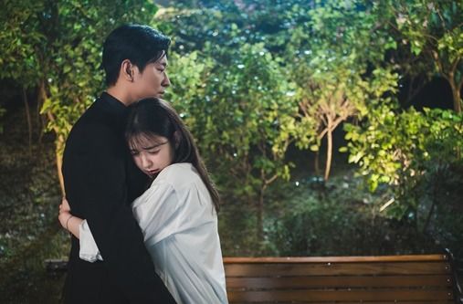 사진=사랑은 외나무다리에서