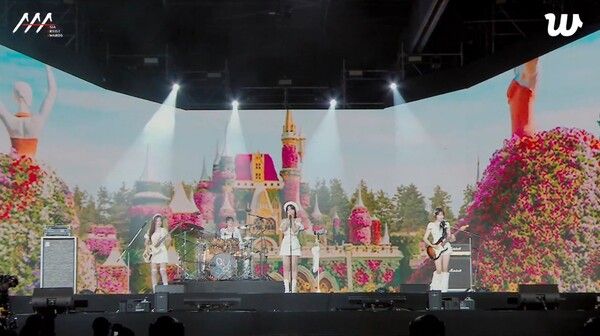 QWER. 사진='AAA 2024'