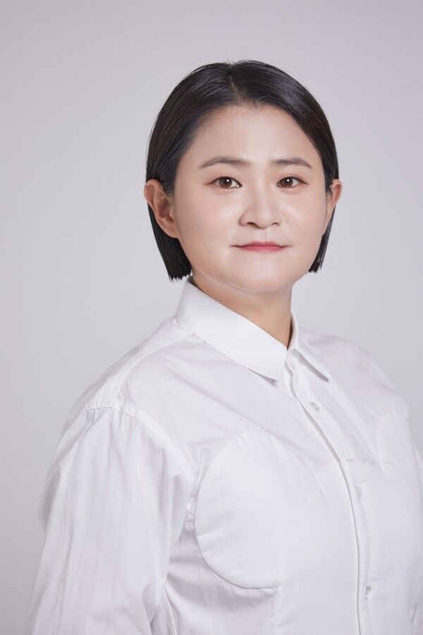 개그맨 김신영. 사진=씨제스 스튜디오