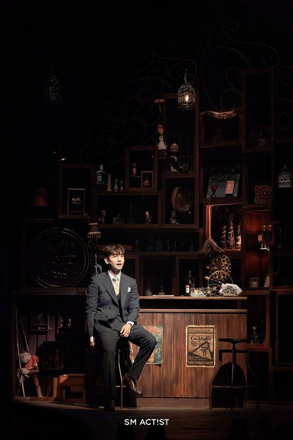 최강창민 뮤지컬 '벤자민 버튼' 스틸 이미지. 사진=SM엔터테인먼트