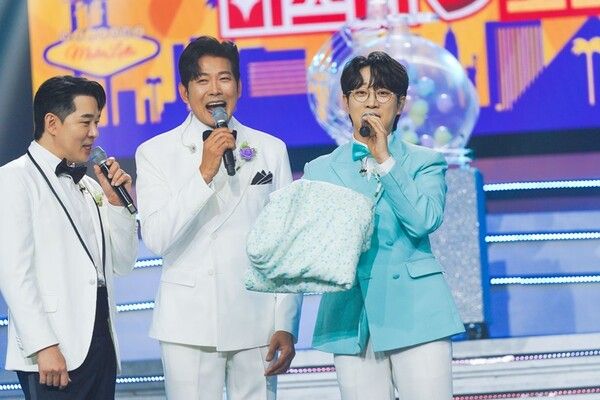 사진='미스터로또' 김용필 안성훈