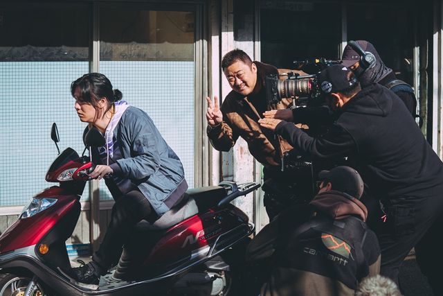 '범죄도시4' 반전 큐티 비하인드 스틸. 사진=에이비오엔터테인먼트