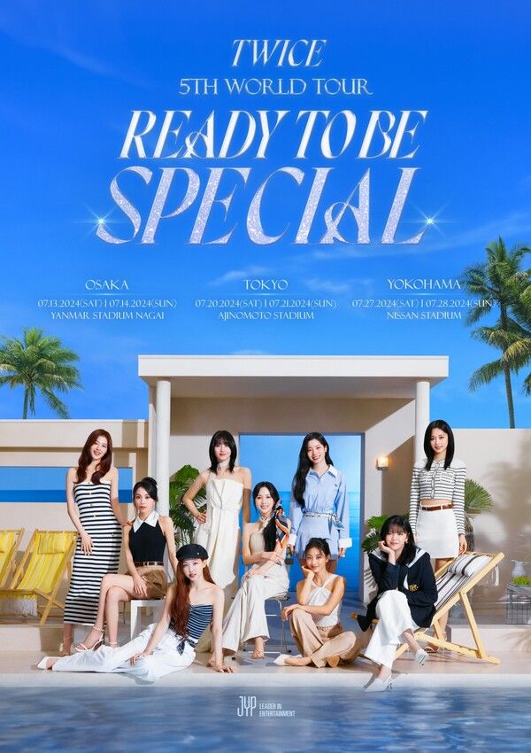트와이스 레디투비 인 재팬 스페셜 공연 포스터. 사진=JYP엔터테인먼트