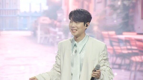 '불타는 장미단2' 손태진. 사진=크레아 스튜디오