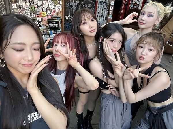 사진=시크릿넘버 SNS