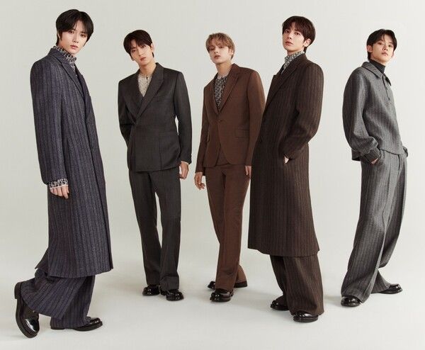 그룹 투모로우바이투게더. ©Brett Lloyd. 사진=디올