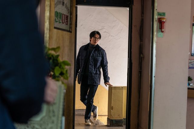 '브로큰' 보도스틸. 사진=㈜바른손이앤에이