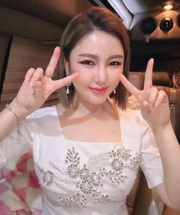 사진=가수 송가인