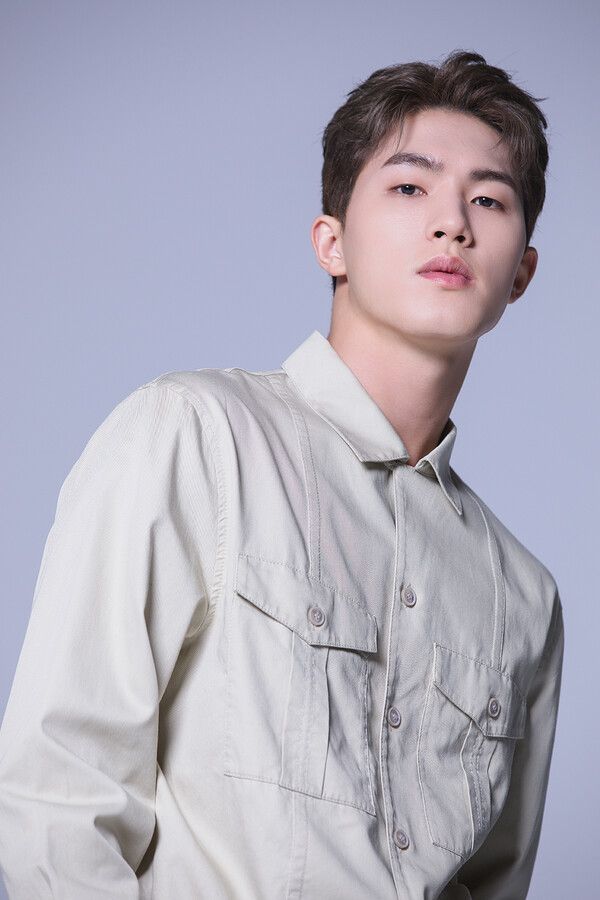 모델 겸 가수 윤준협. 사진=에스팀엔터테인먼트