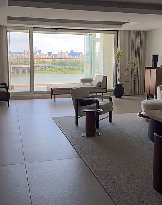 티아라 효민이 공개한 신혼집.