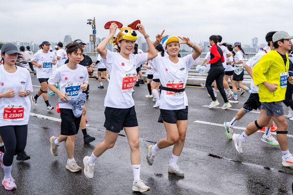 11일 서울 여의도공원 문화의마당 일원에서는 '디즈니런 서울 2025'(Disney Run 2025) 행사가 열렸다.&nbsp;사진=월트디즈니컴퍼니 코리아