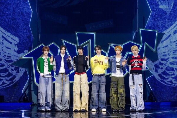 13일 서울 광진구 예스24 라이브홀에서는 TWS(투어스) 미니4집 'play hard'(플레이 하드) 발매기념 미디어 쇼케이스가 열렸다.&nbsp;사진=플레디스엔터테인먼트